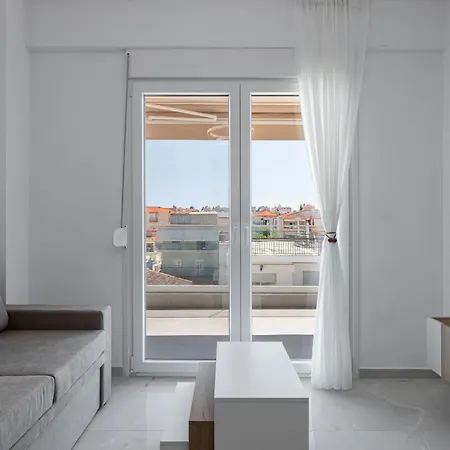Adriana Suites, Comfortable Living In Nea Kallikratia Appartement