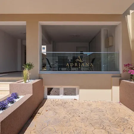 Adriana Suites, Comfortable Living In Nea Kallikratia Appartement *